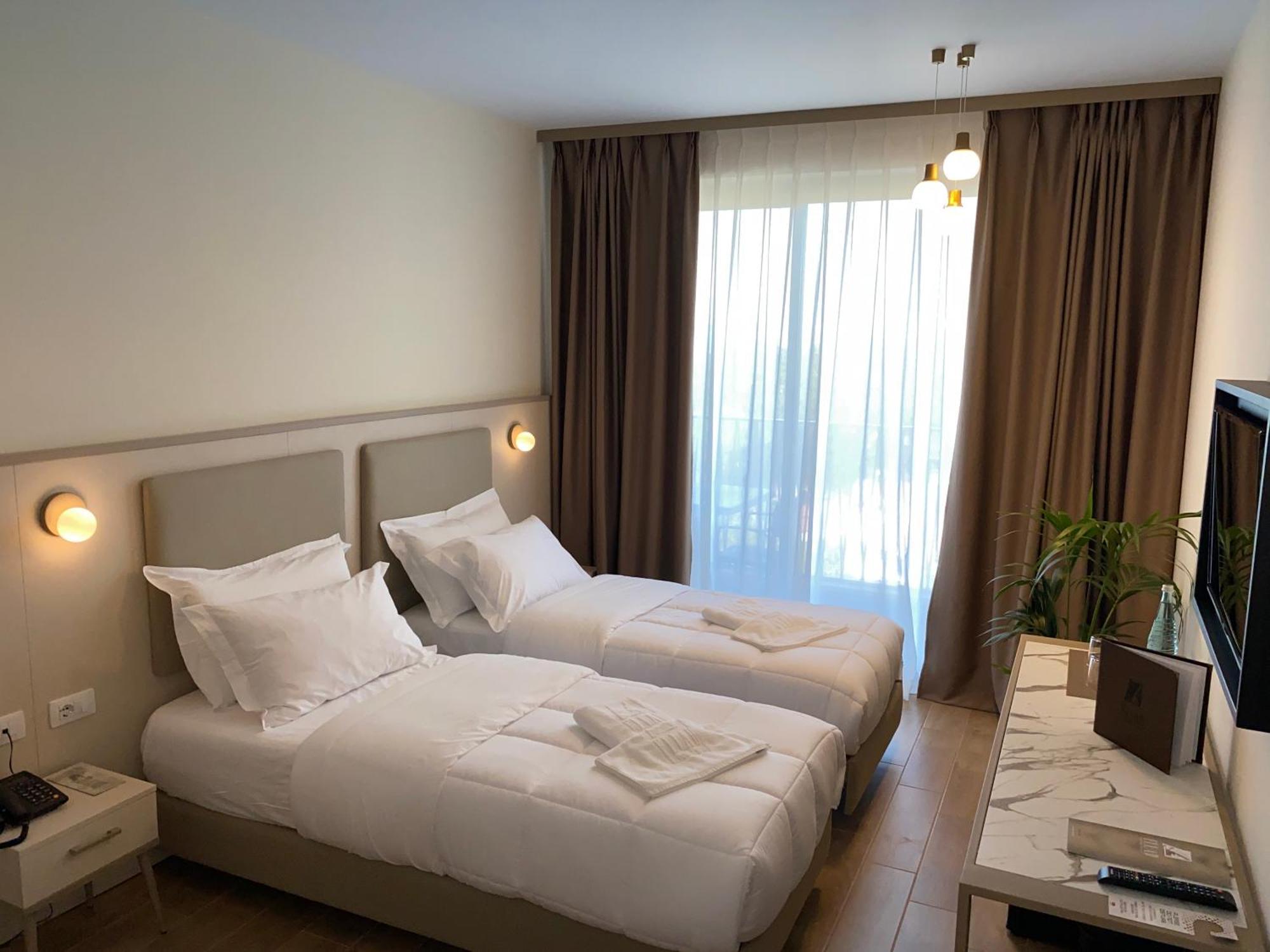 Fllad Resort & Spa Durres Golem  Exterior photo